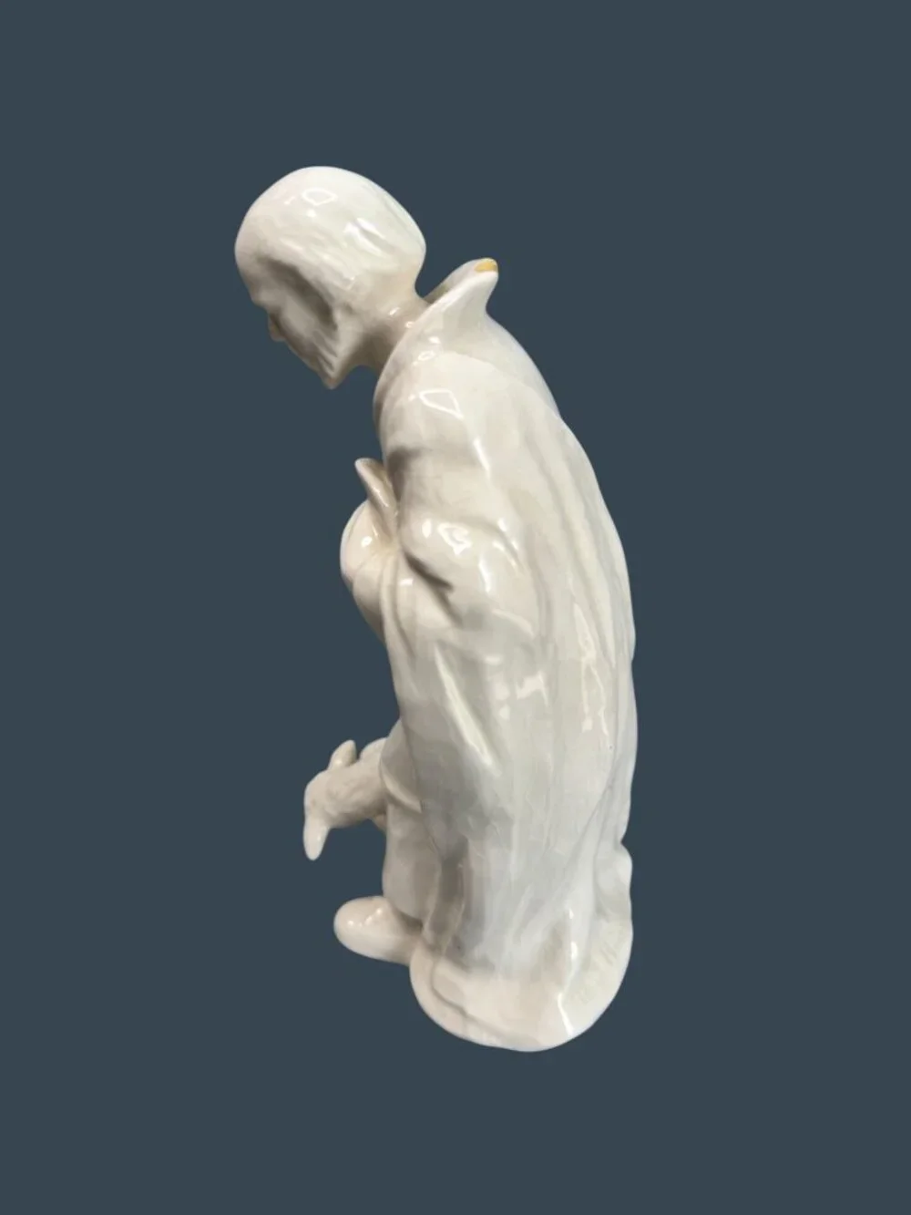 Vintage Goebel White Nativity Standing Shepherd w Sheep W Germany 7.25